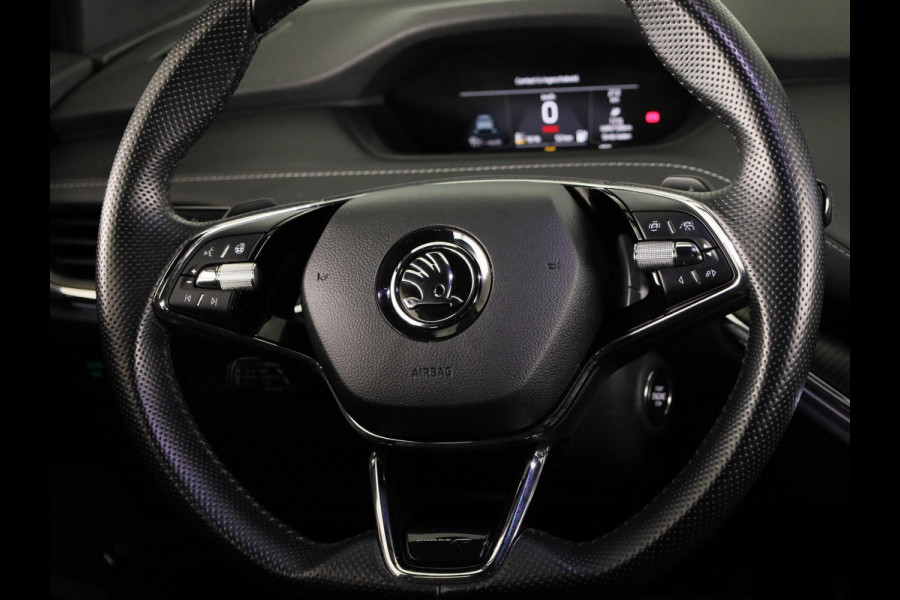 Škoda Enyaq 60 Sportline 180pk | Navigatie | 20 inch Lichtmetalen velgen | Elektrisch verstelbare voorstoel | Matrix Led | Parkeercamera | Stoelverwarming