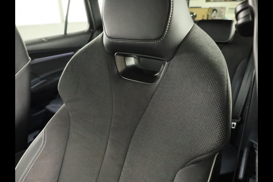 Škoda Enyaq 60 Sportline 180pk | Navigatie | 20 inch Lichtmetalen velgen | Elektrisch verstelbare voorstoel | Matrix Led | Parkeercamera | Stoelverwarming