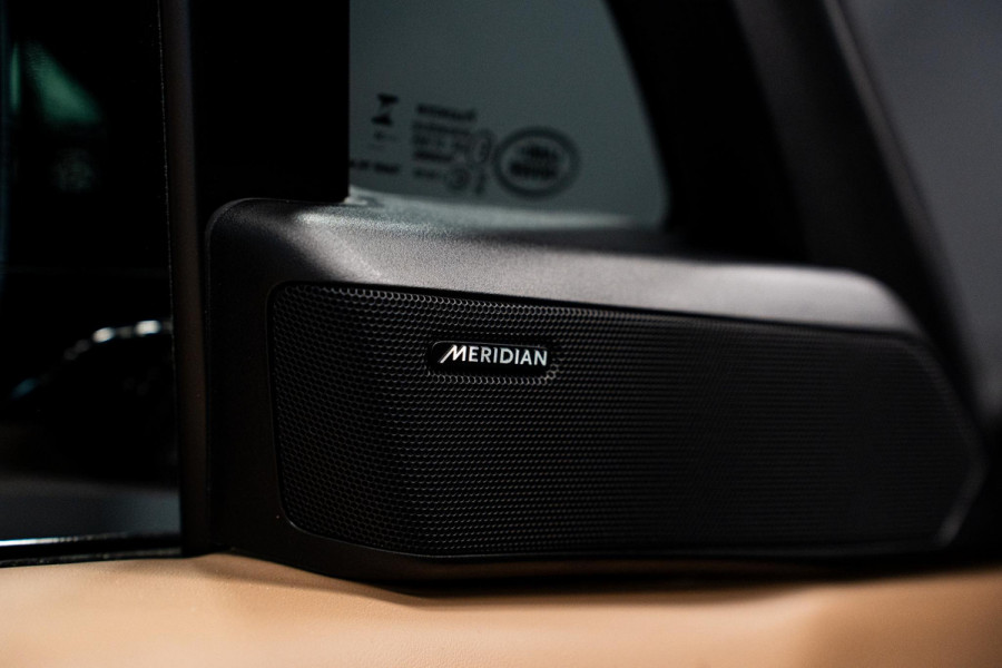 Land Rover Range Rover Sport 3.0 D300 Dynamic SE *GRIJS KENTEKEN / Meridian / Surround-View / Memory / Luchtvering / Adaptief Onderstel*