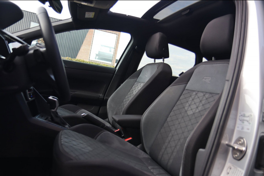 Volkswagen Taigo 1.5 TSI R-Line / PANODAK / ACC / VIRTUAL / CARPLAY