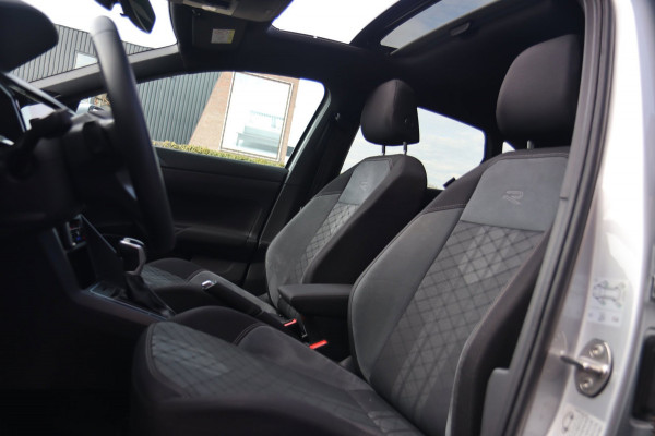 Volkswagen Taigo 1.5 TSI R-Line / PANODAK / ACC / VIRTUAL / CARPLAY