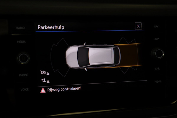 Volkswagen Taigo 1.5 TSI R-Line / PANODAK / ACC / VIRTUAL / CARPLAY