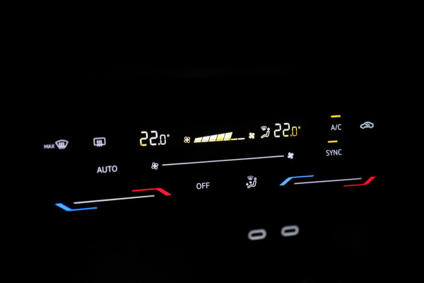 Volkswagen Taigo 1.5 TSI R-Line / PANODAK / ACC / VIRTUAL / CARPLAY