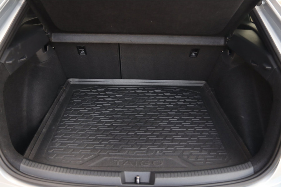 Volkswagen Taigo 1.5 TSI R-Line / PANODAK / ACC / VIRTUAL / CARPLAY