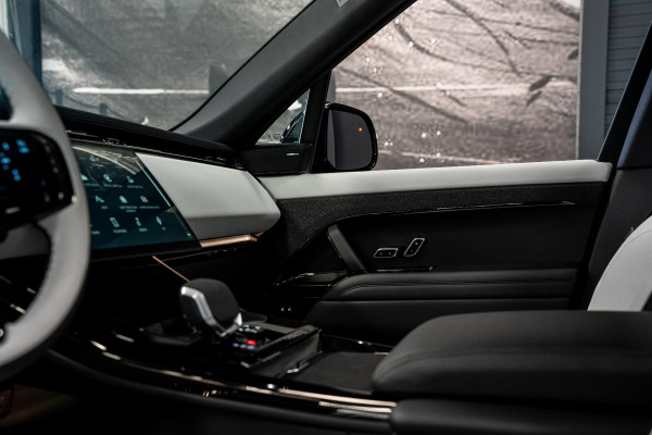 Land Rover Range Rover Sport 3.0 P460e Dynamic SE PHEV *Meridian / Panorama / Surround-View / Stoelventilatie / Black Pack / Memory stoelen*
