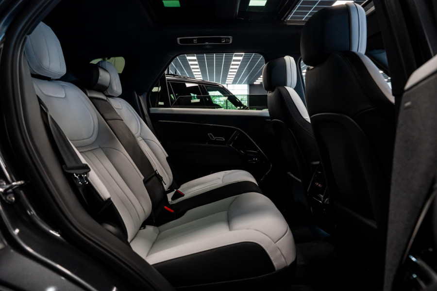 Land Rover Range Rover Sport 3.0 P460e Dynamic SE PHEV *Meridian / Panorama / Surround-View / Stoelventilatie / Black Pack / Memory stoelen*