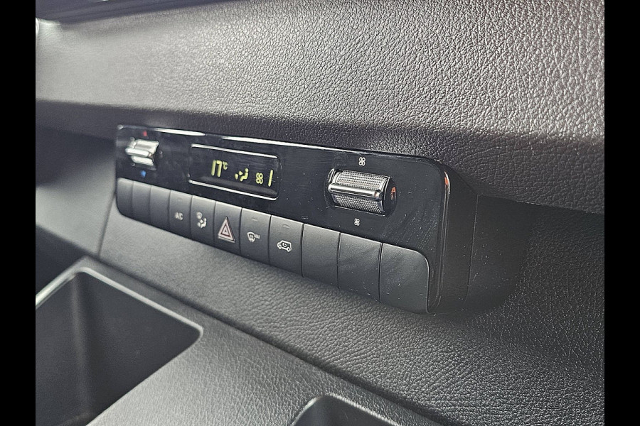 Mercedes-Benz Sprinter 317 L2H2 RWD Cruise control, Airco, Navi, Camera, Laneassist, Automaat, Mbux10, 170 Pk!