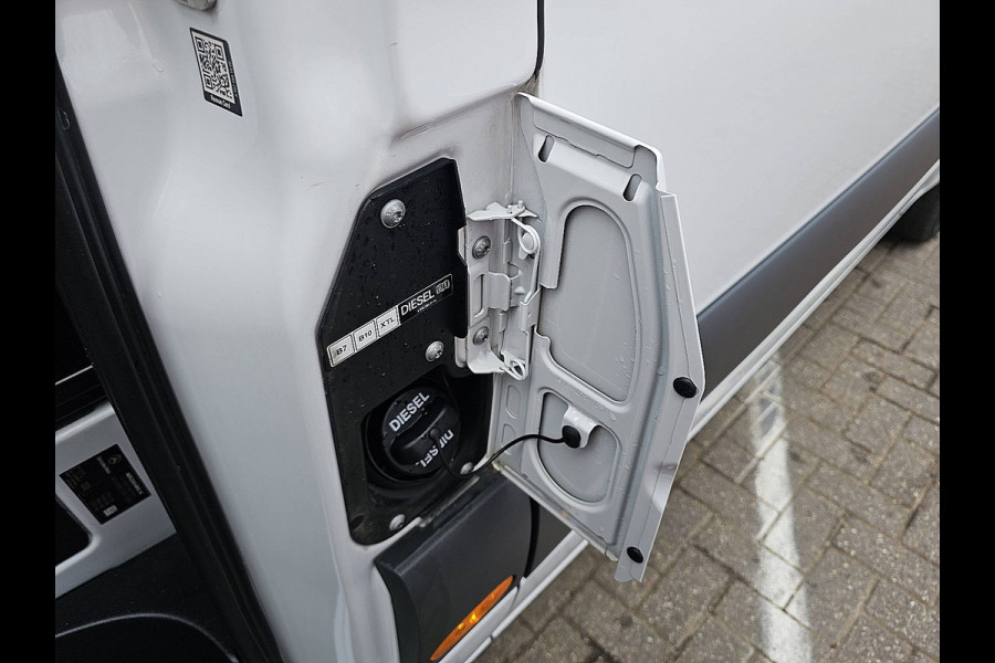 Mercedes-Benz Sprinter 317 L2H2 RWD Cruise control, Airco, Navi, Camera, Laneassist, Automaat, Mbux10, 170 Pk!