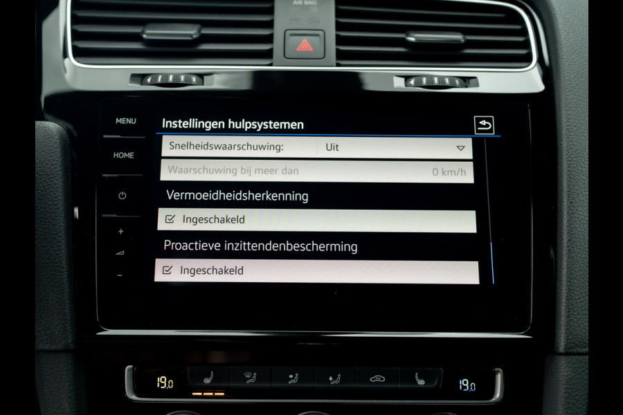 Volkswagen Golf 1.4 TSI PHEV GTE Limited Edition 051/200 | Groot navi | Stoelgeheugen | Camera | Leder | Prijs Rijklaar!!