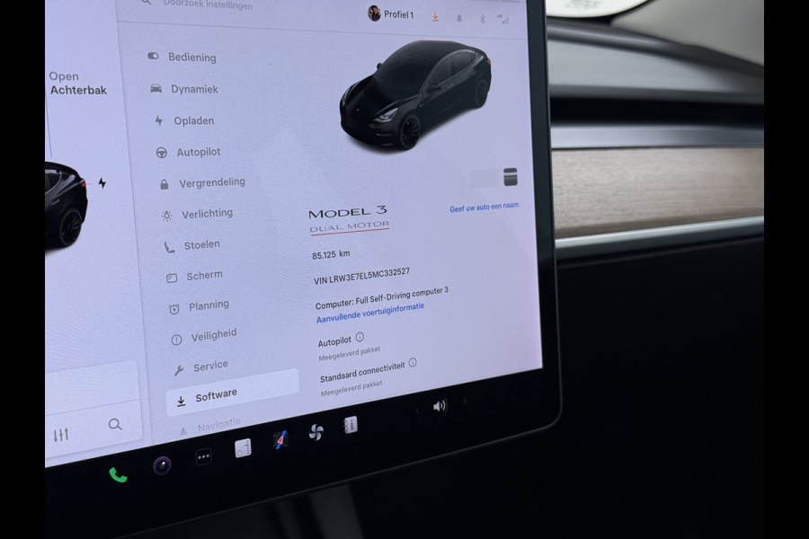 Tesla Model 3 Performance 513pk AWD Facelift Warmtepomp Elek.Achterklep Dubbelglas Lmv 20" AutoPilot Panoramadak Adaptive Cruise Camera's Leer Elektr.Stuur+Stoel+Geheugen Stoel+Bank-Verwarmd Keyless Wifi 4WD 1e Eigenaar Origineel Nederlandse Auto SOH 81%
