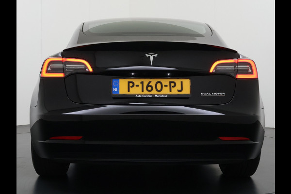 Tesla Model 3 Performance 513pk AWD Facelift Warmtepomp Elek.Achterklep Dubbelglas Lmv 20" AutoPilot Panoramadak Adaptive Cruise Camera's Leer Elektr.Stuur+Stoel+Geheugen Stoel+Bank-Verwarmd Keyless Wifi 4WD 1e Eigenaar Origineel Nederlandse Auto SOH 81%