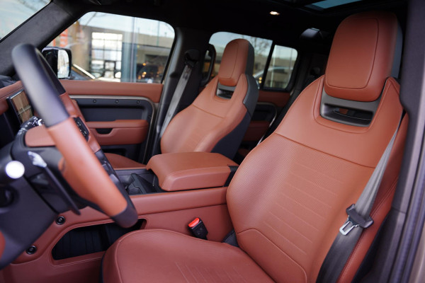 Land Rover Defender 110 P 635 Octa 4.4 Edition One GERESERVEERD