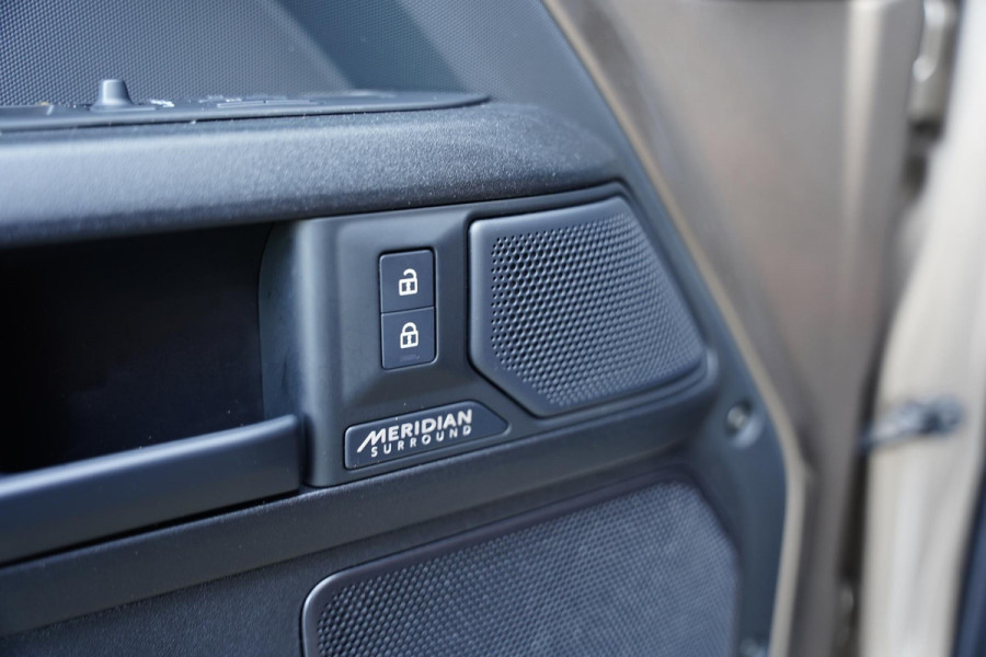 Land Rover Defender 110 P 635 Octa 4.4 Edition One GERESERVEERD