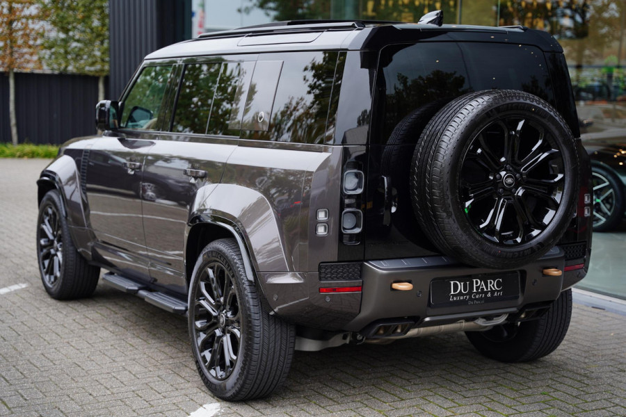 Land Rover Defender 110 P 635 V 8 Octa One of One Lamborghini Leather