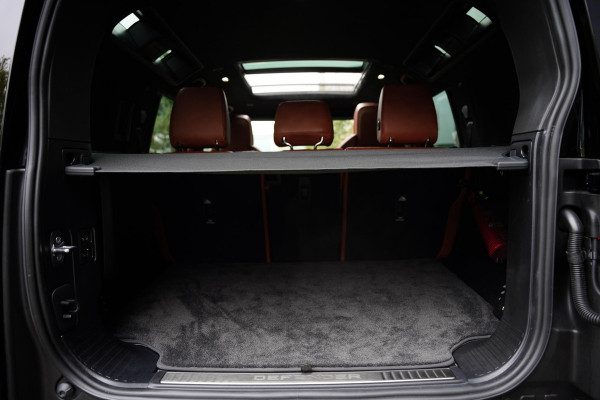 Land Rover Defender 110 P 635 V 8 Octa One of One Lamborghini Leather