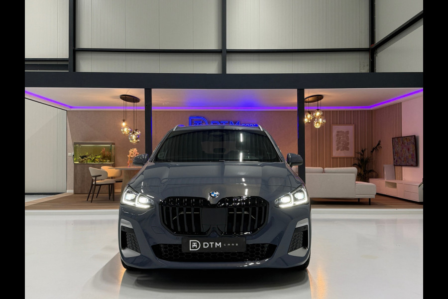 BMW 2 Serie Active Tourer M-Pakket | Pano | HUD | 360° | Harman Kardon | Trekhaak