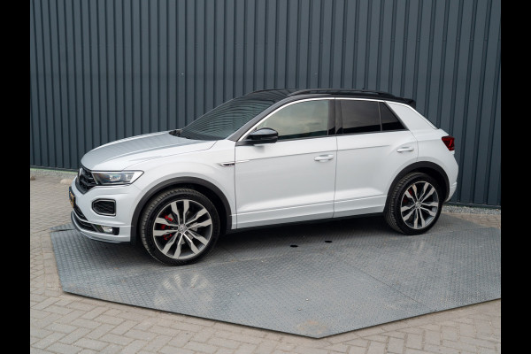 Volkswagen T-Roc 1.5 TSI Sport Business R | Apple Carplay/ Android Auto | Camera | 19'' | Trekhaak afnb. | Prijs Rijklaar!!