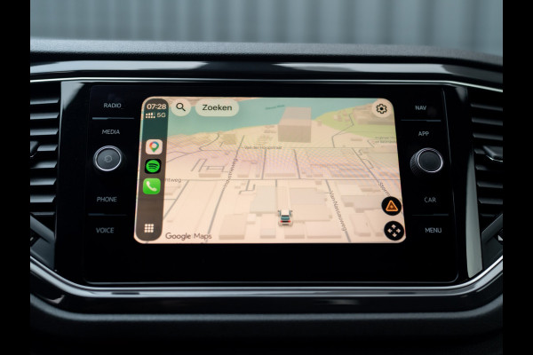 Volkswagen T-Roc 1.5 TSI Sport Business R | Apple Carplay/ Android Auto | Camera | 19'' | Trekhaak afnb. | Prijs Rijklaar!!