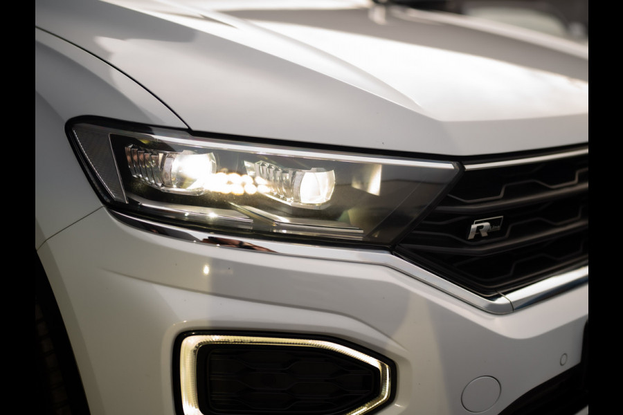 Volkswagen T-Roc 1.5 TSI Sport Business R | Apple Carplay/ Android Auto | Camera | 19'' | Trekhaak afnb. | Prijs Rijklaar!!