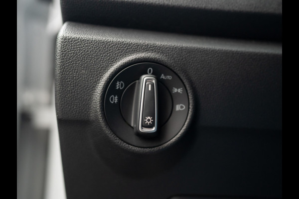 Volkswagen T-Roc 1.5 TSI Sport Business R | Apple Carplay/ Android Auto | Camera | 19'' | Trekhaak afnb. | Prijs Rijklaar!!