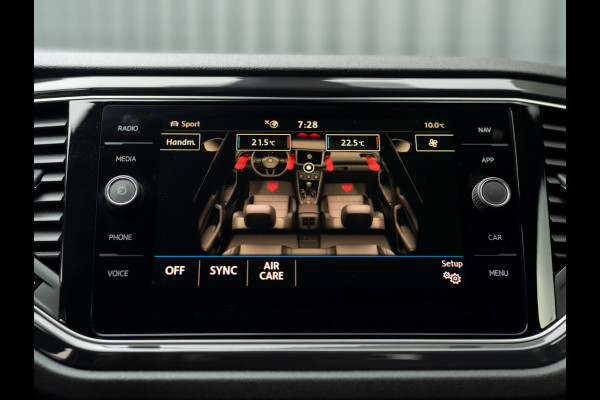 Volkswagen T-Roc 1.5 TSI Sport Business R | Apple Carplay/ Android Auto | Camera | 19'' | Trekhaak afnb. | Prijs Rijklaar!!