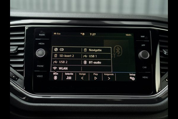 Volkswagen T-Roc 1.5 TSI Sport Business R | Apple Carplay/ Android Auto | Camera | 19'' | Trekhaak afnb. | Prijs Rijklaar!!