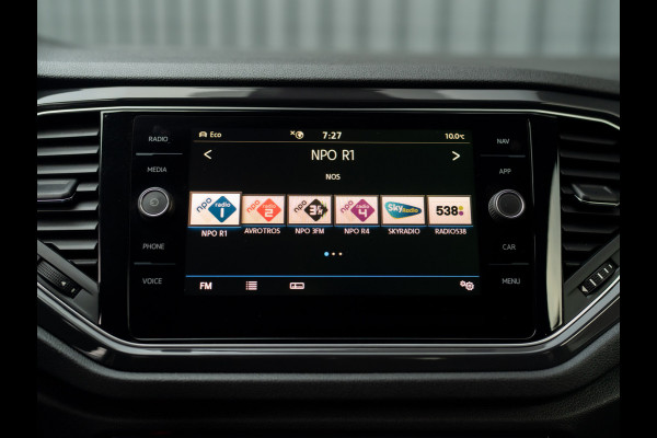 Volkswagen T-Roc 1.5 TSI Sport Business R | Apple Carplay/ Android Auto | Camera | 19'' | Trekhaak afnb. | Prijs Rijklaar!!