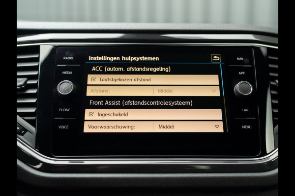 Volkswagen T-Roc 1.5 TSI Sport Business R | Apple Carplay/ Android Auto | Camera | 19'' | Trekhaak afnb. | Prijs Rijklaar!!