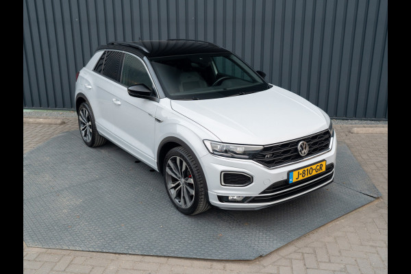 Volkswagen T-Roc 1.5 TSI Sport Business R | Apple Carplay/ Android Auto | Camera | 19'' | Trekhaak afnb. | Prijs Rijklaar!!