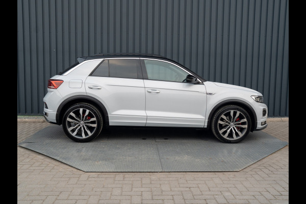 Volkswagen T-Roc 1.5 TSI Sport Business R | Apple Carplay/ Android Auto | Camera | 19'' | Trekhaak afnb. | Prijs Rijklaar!!