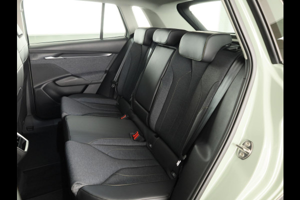 Škoda Elroq Business Edition Elektromotor 150 kW / 204 PK SUV | Trekhaak wegklapbaar | Lichtmetalen velgen 20 inch Vega