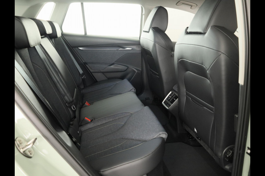 Škoda Elroq Business Edition Elektromotor 150 kW / 204 PK SUV | Trekhaak wegklapbaar | Lichtmetalen velgen 20 inch Vega