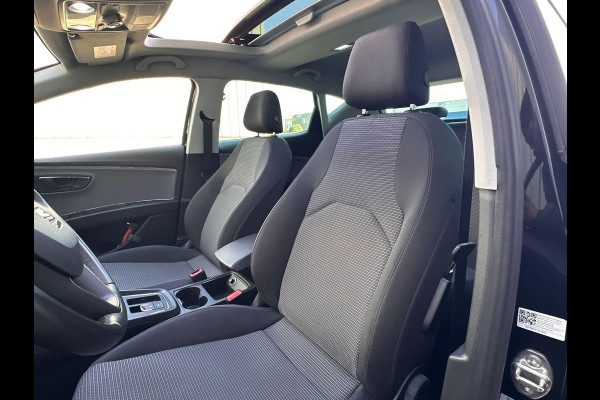 Seat Leon 1.5 TSI Style Ultimate Edition Virtual cockpit | PANO | Volledig LED | CAMERA |