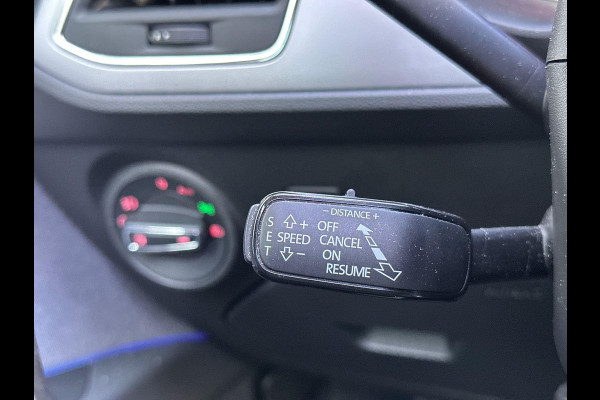 Seat Leon 1.5 TSI Style Ultimate Edition Virtual cockpit | PANO | Volledig LED | CAMERA |