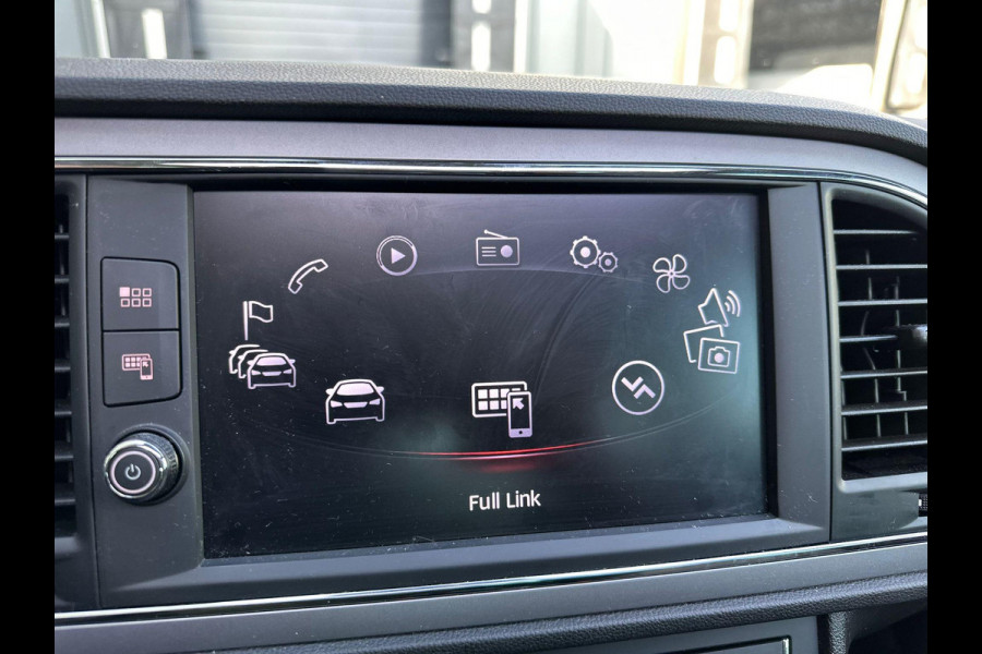 Seat Leon 1.5 TSI Style Ultimate Edition Virtual cockpit | PANO | Volledig LED | CAMERA |