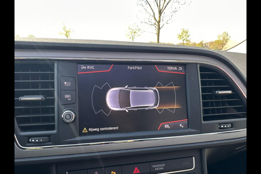 Seat Leon 1.5 TSI Style Ultimate Edition Virtual cockpit | PANO | Volledig LED | CAMERA |