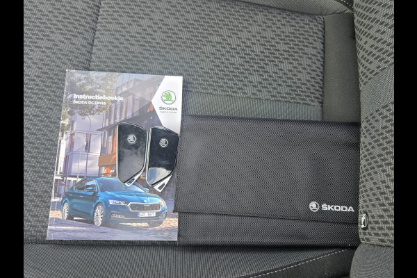 Škoda Octavia Combi 1.0 TSI Business Edition Plus NL-AUTO | PANODAK | TREKHAAK