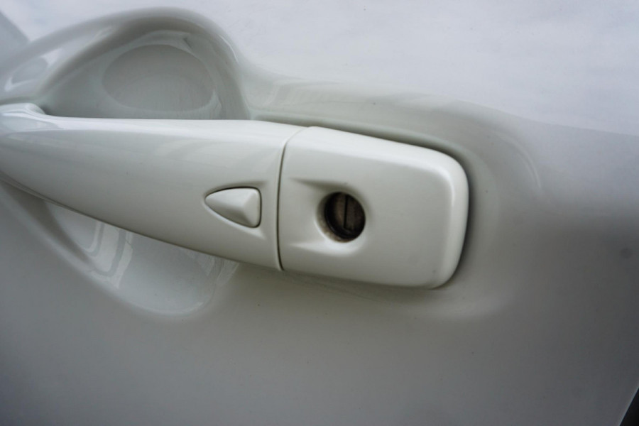 Nissan QASHQAI 1.3 DIG-T 140PK N-Connecta/360Camera/Panodak/ 18Inch LMV/Goed onderhouden.