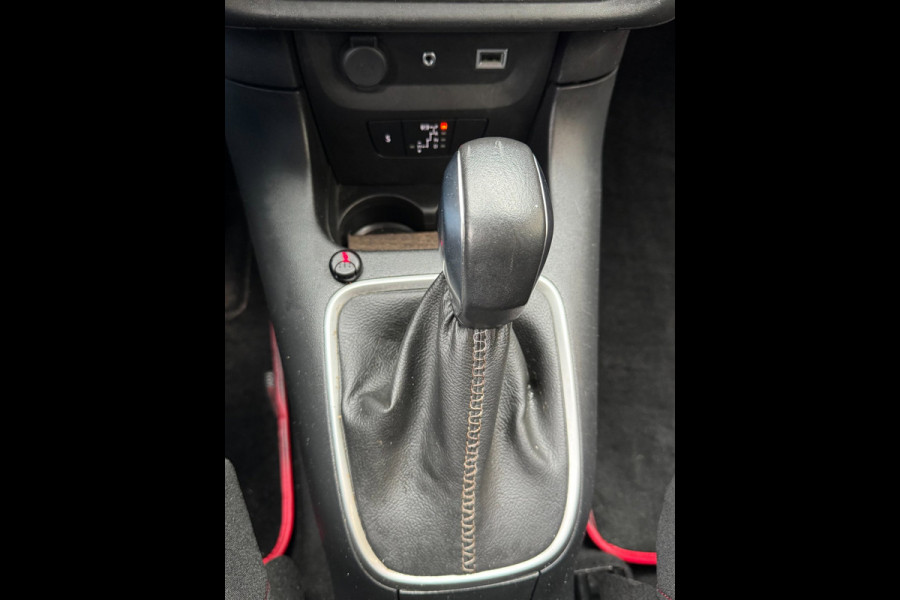 Citroën C3 1.2 PureTech S&S Feel AUTOMAAT - Apple CarPlay / Navigatie I Airco I LED I PDC I Sport velgen I dealer onderhouden