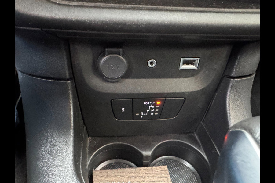 Citroën C3 1.2 PureTech S&S Feel AUTOMAAT - Apple CarPlay / Navigatie I Airco I LED I PDC I Sport velgen I dealer onderhouden