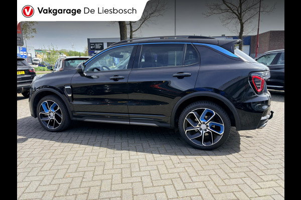 Lynk & Co 01 1.5 / pano / 360 camera / 1800kg trekgewicht/ Infinity / navi / stoelverwarming/trekhaak