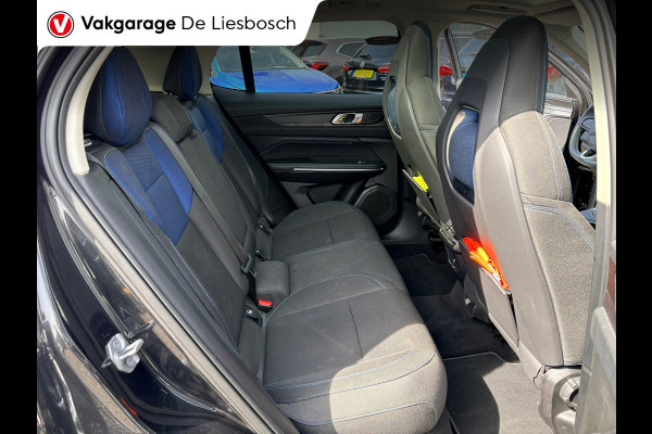 Lynk & Co 01 1.5 / pano / 360 camera / 1800kg trekgewicht/ Infinity / navi / stoelverwarming/trekhaak