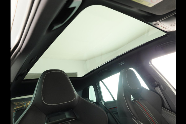Škoda Kamiq 1.0 TSI Monte Carlo 115 pk Automaat (DSG) | Verlengde garantie | Navigatie via App | Panoramadak | Parkeersensoren | Adaptieve cruise control | Stoelverwarming |