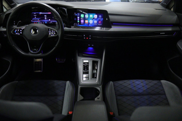 Volkswagen Golf 2.0 TSI R 4Motion PERFORMANCE /AKRA/PANO/IQ/H-K/BOMVOL