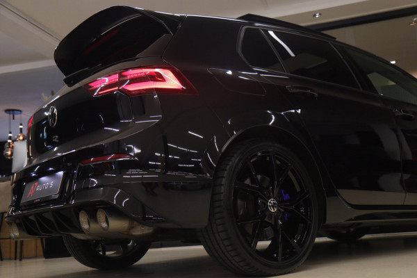 Volkswagen Golf 2.0 TSI R 4Motion PERFORMANCE /AKRA/PANO/IQ/H-K/BOMVOL