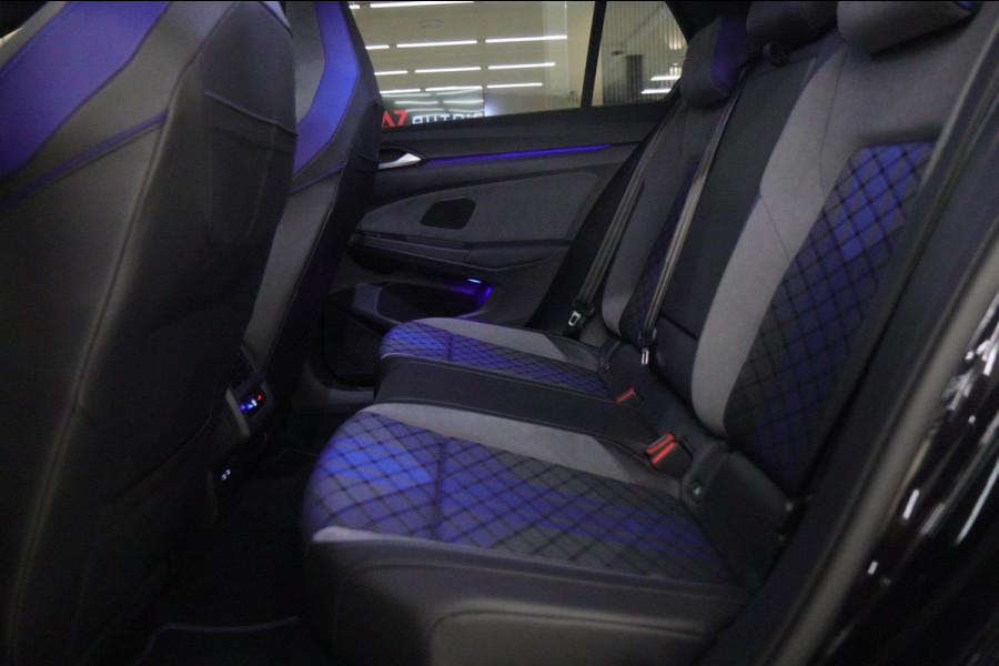 Volkswagen Golf 2.0 TSI R 4Motion PERFORMANCE /AKRA/PANO/IQ/H-K/BOMVOL