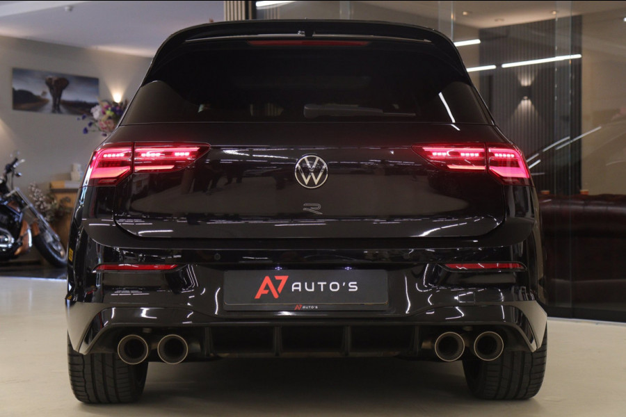 Volkswagen Golf 2.0 TSI R 4Motion PERFORMANCE /AKRA/PANO/IQ/H-K/BOMVOL