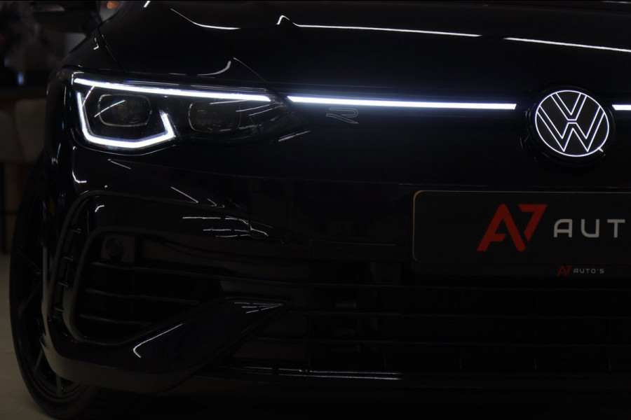 Volkswagen Golf 2.0 TSI R 4Motion PERFORMANCE /AKRA/PANO/IQ/H-K/BOMVOL