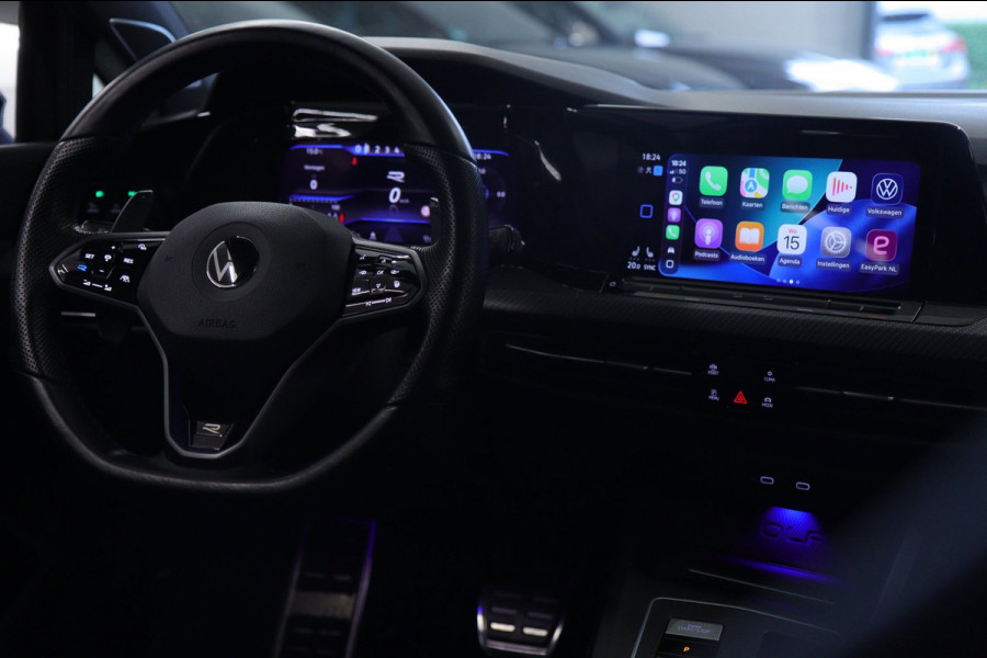 Volkswagen Golf 2.0 TSI R 4Motion PERFORMANCE /AKRA/PANO/IQ/H-K/BOMVOL