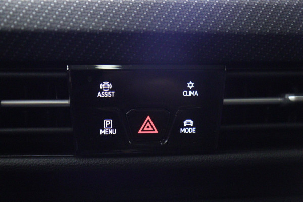 Volkswagen Golf 2.0 TSI R 4Motion PERFORMANCE /AKRA/PANO/IQ/H-K/BOMVOL